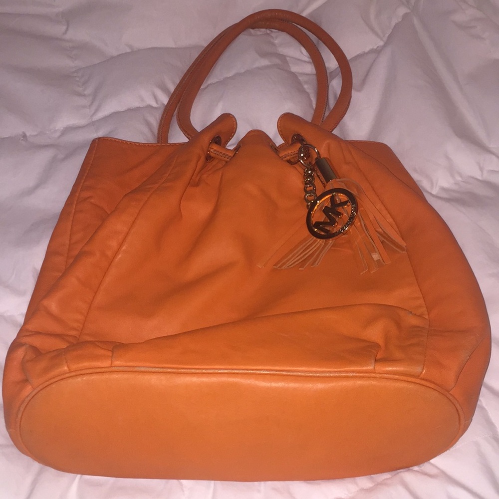 Micheal Kors Soft Leather orange shoulder bag